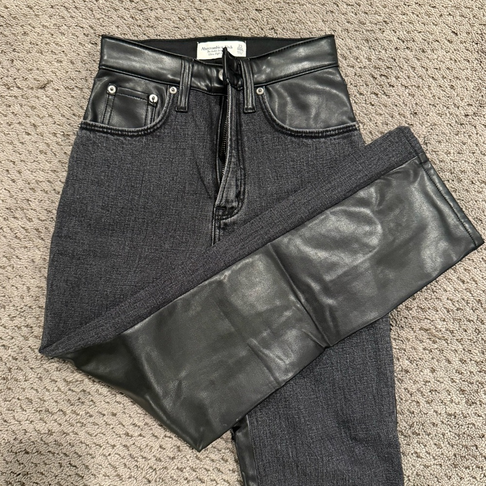 Abercrombie the ankle straight ultra high rise mixed fabric jeans